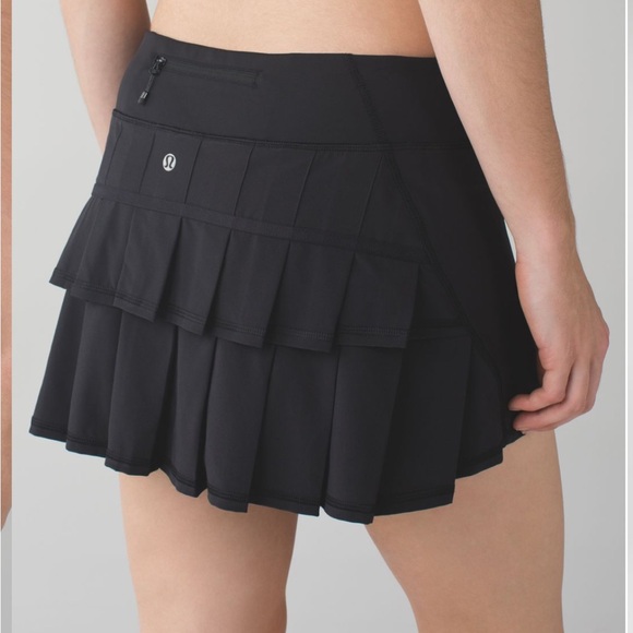 lululemon athletica Dresses & Skirts - Lululemon Run Pace Setter Skirt
